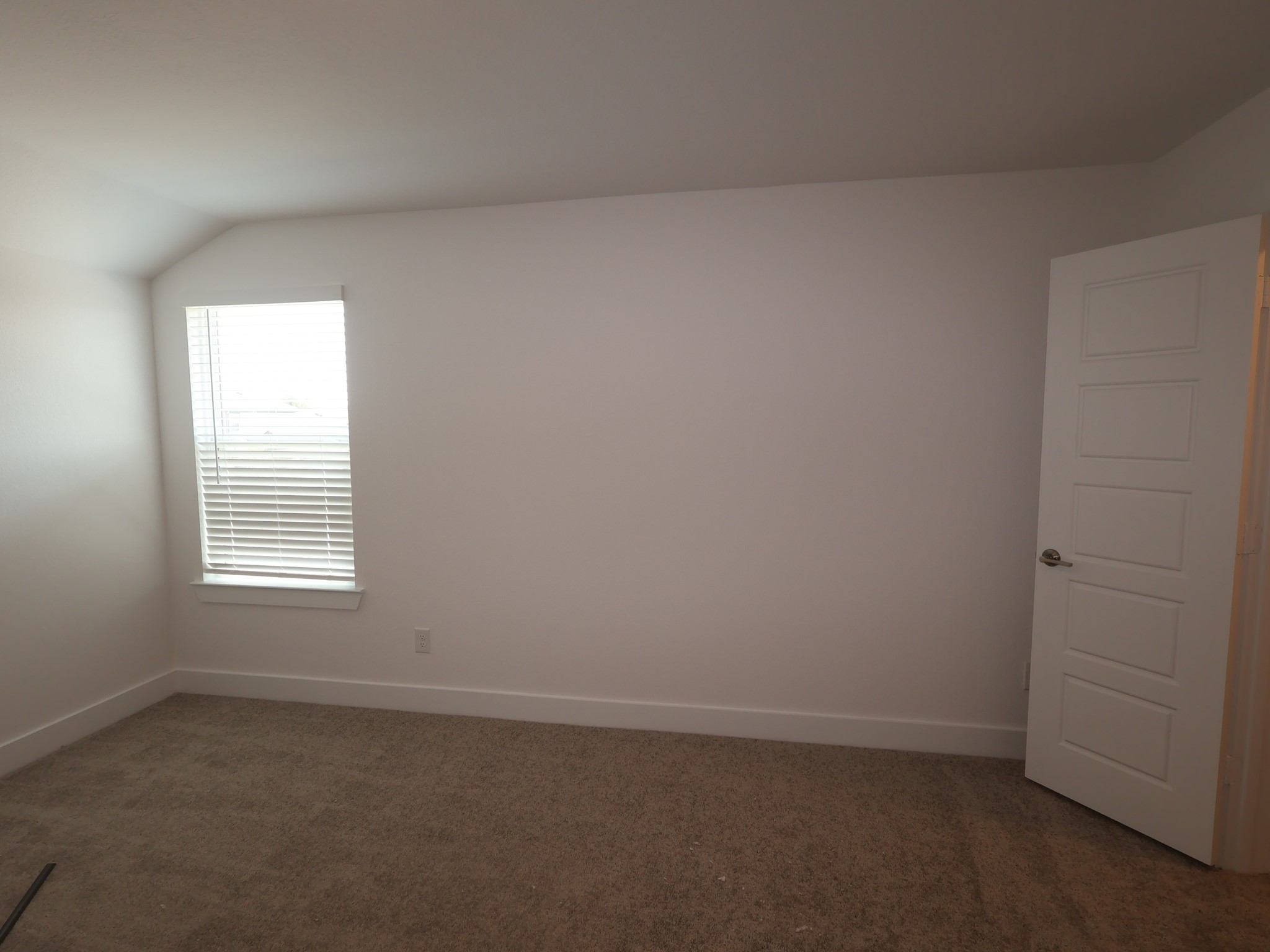 5819 Blazing Light Lane Property Photo 18