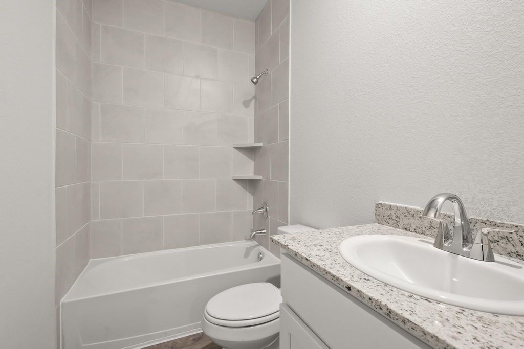 496 Shoreview Drive Property Photo 10