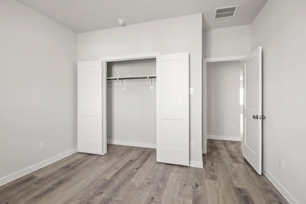496 Shoreview Drive Property Photo 12