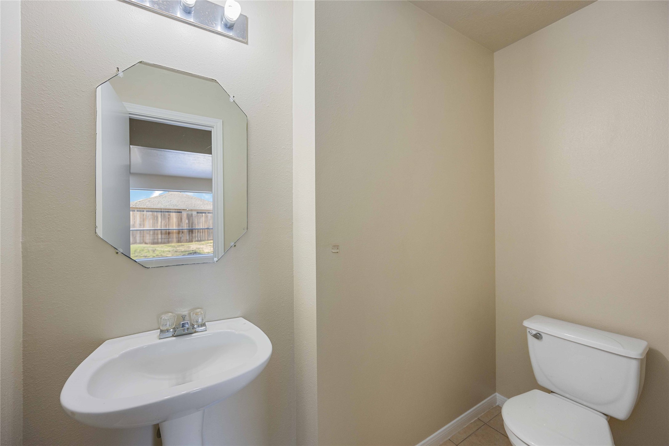 4806 Cotton Ridge Trail Property Photo 13