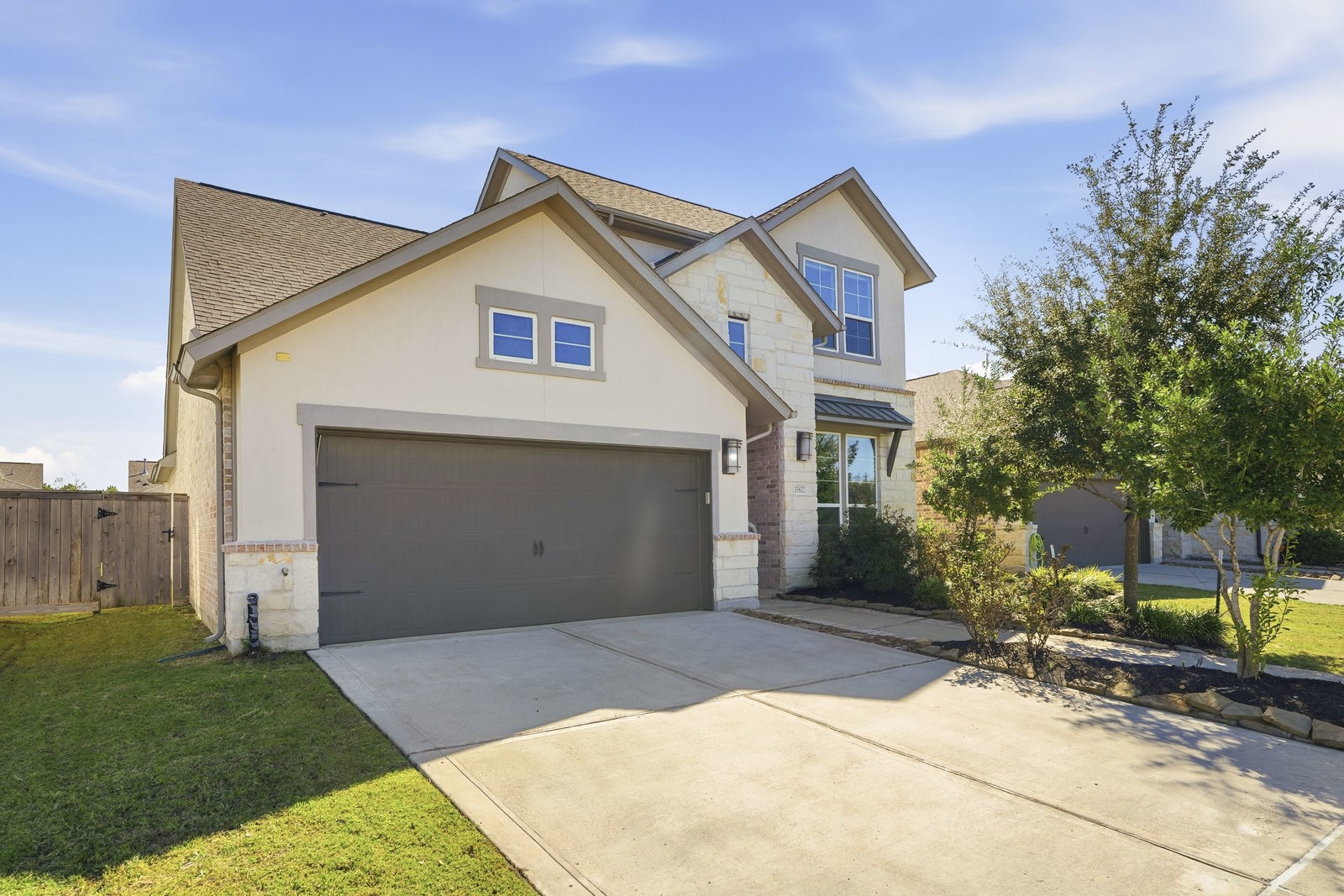 15822 Pilot Knob Drive Property Photo 1