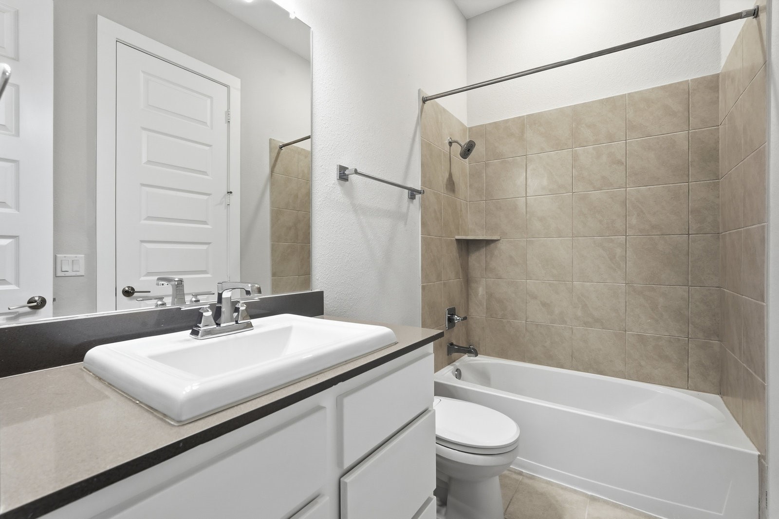 15822 Pilot Knob Drive Property Photo 7