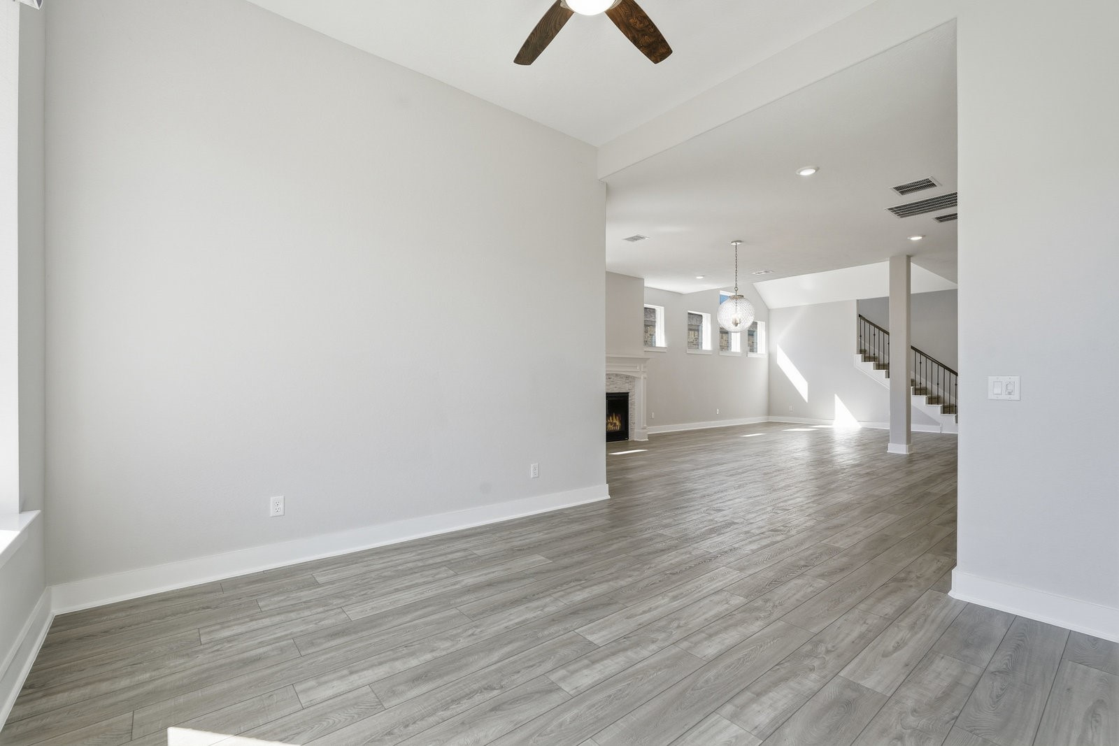 15822 Pilot Knob Drive Property Photo 19