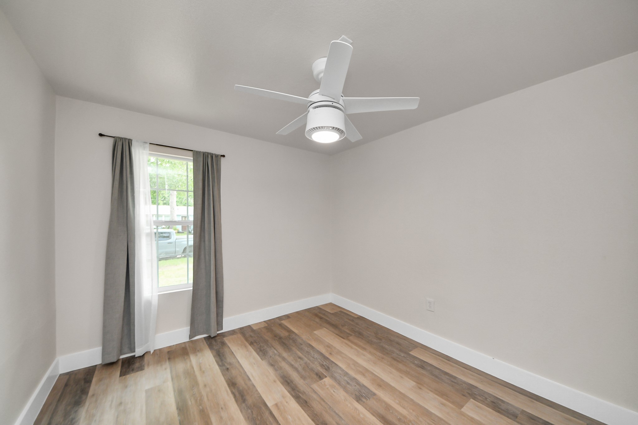 5903 Belneath Street A Property Photo 17