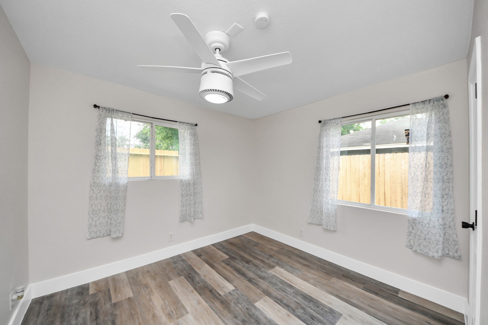 5903 Belneath Street A Property Photo 22