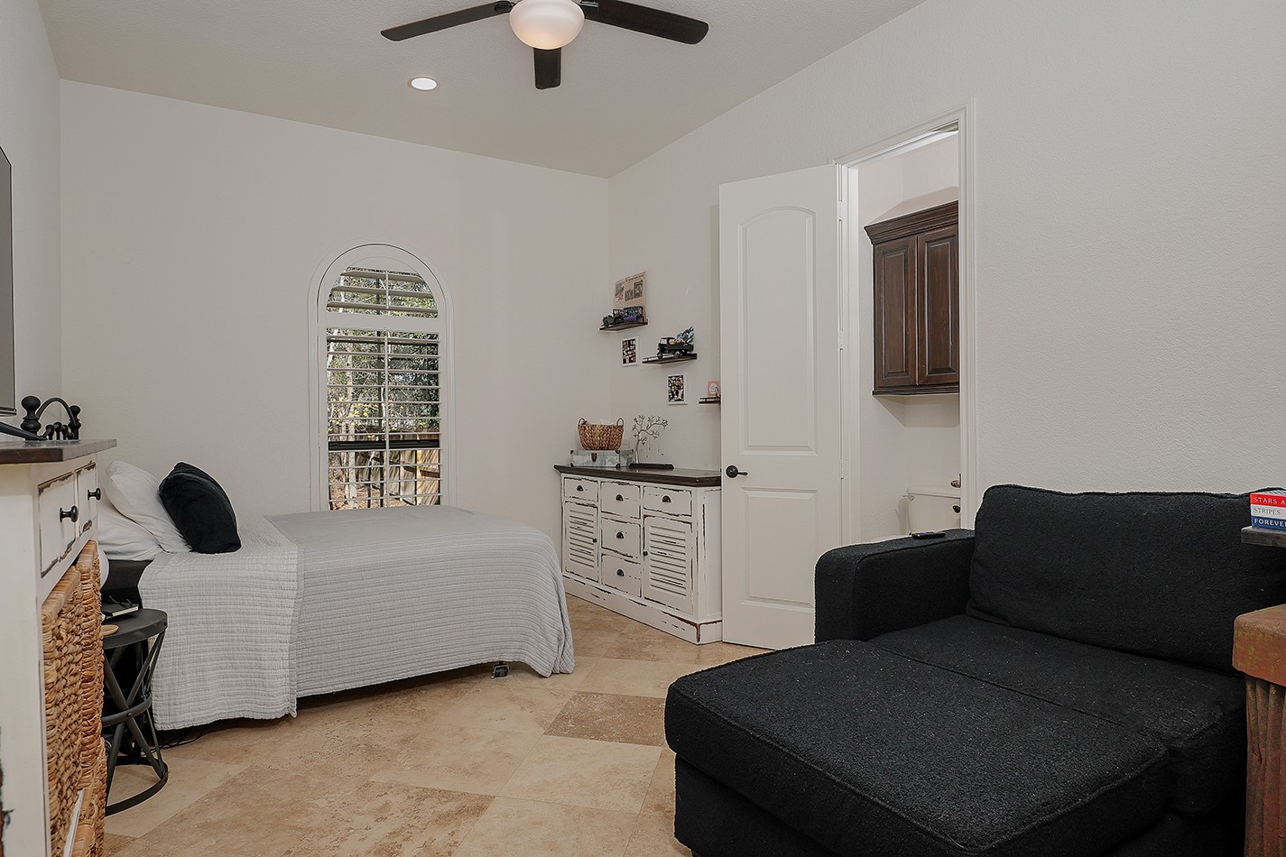 4102 Silk Court Property Photo 17