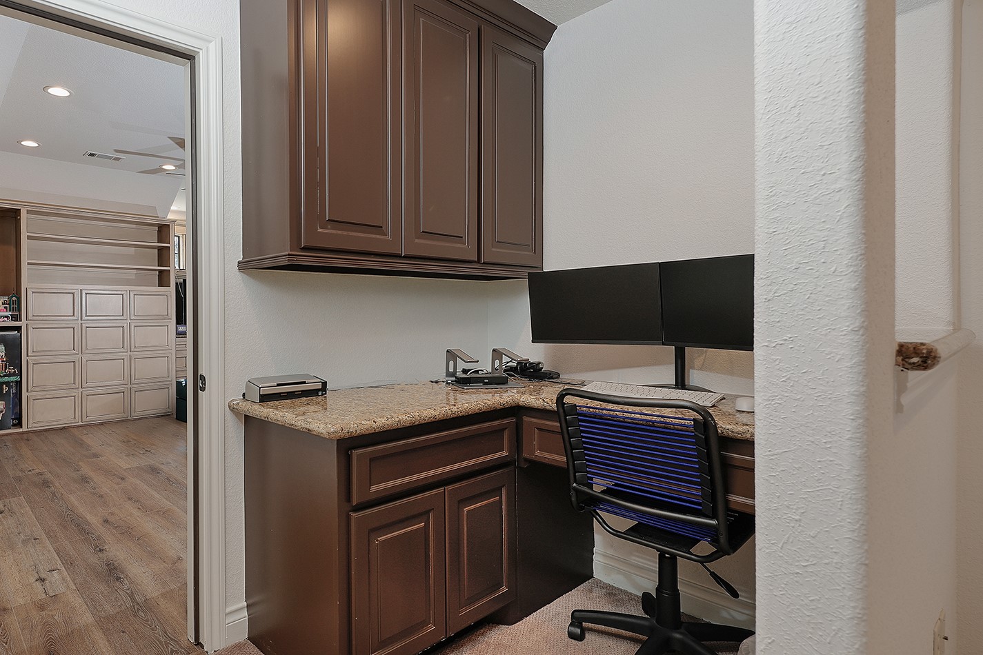 4102 Silk Court Property Photo 35