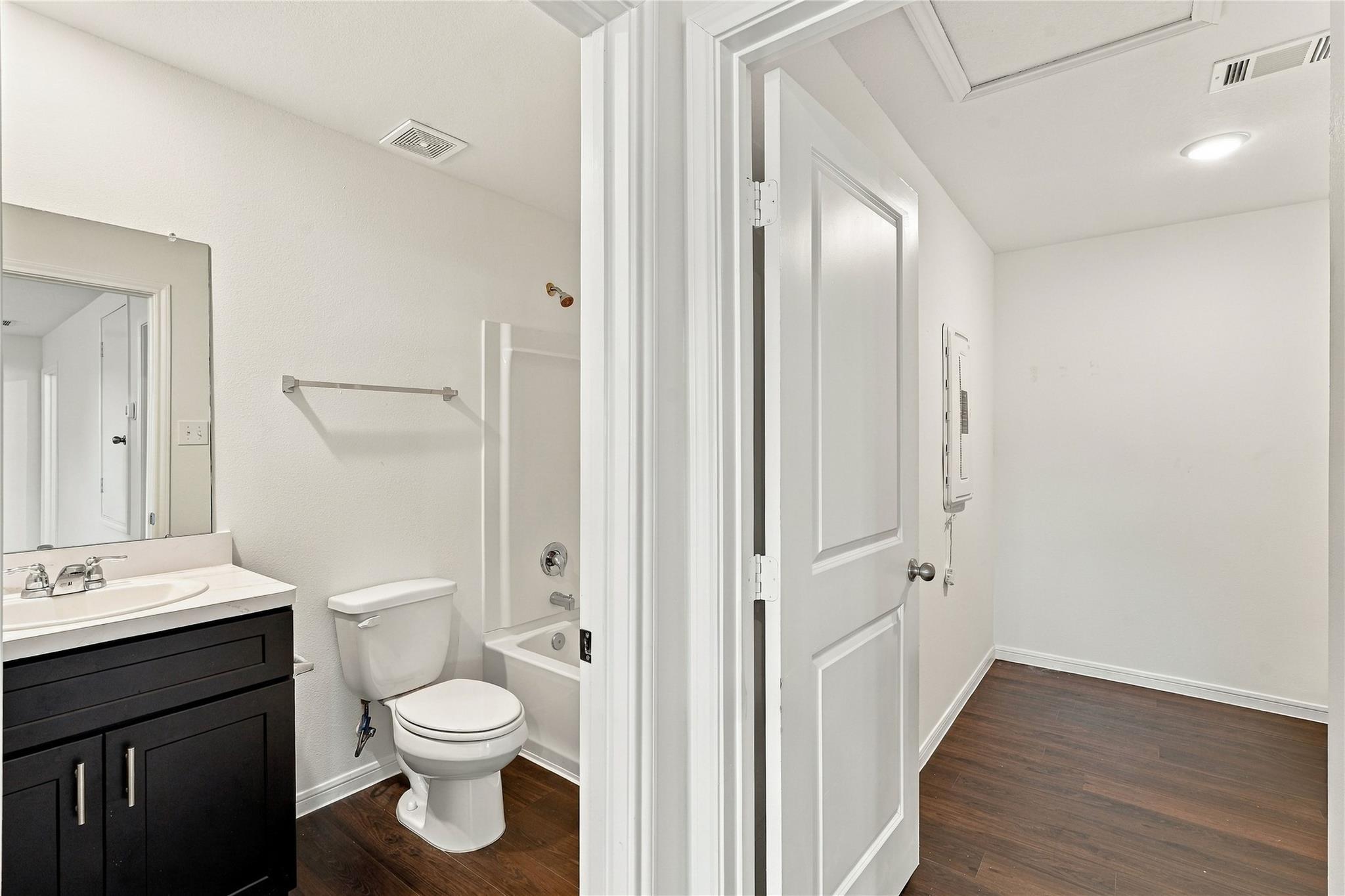 21522 Austell Pond Drive Property Photo 27