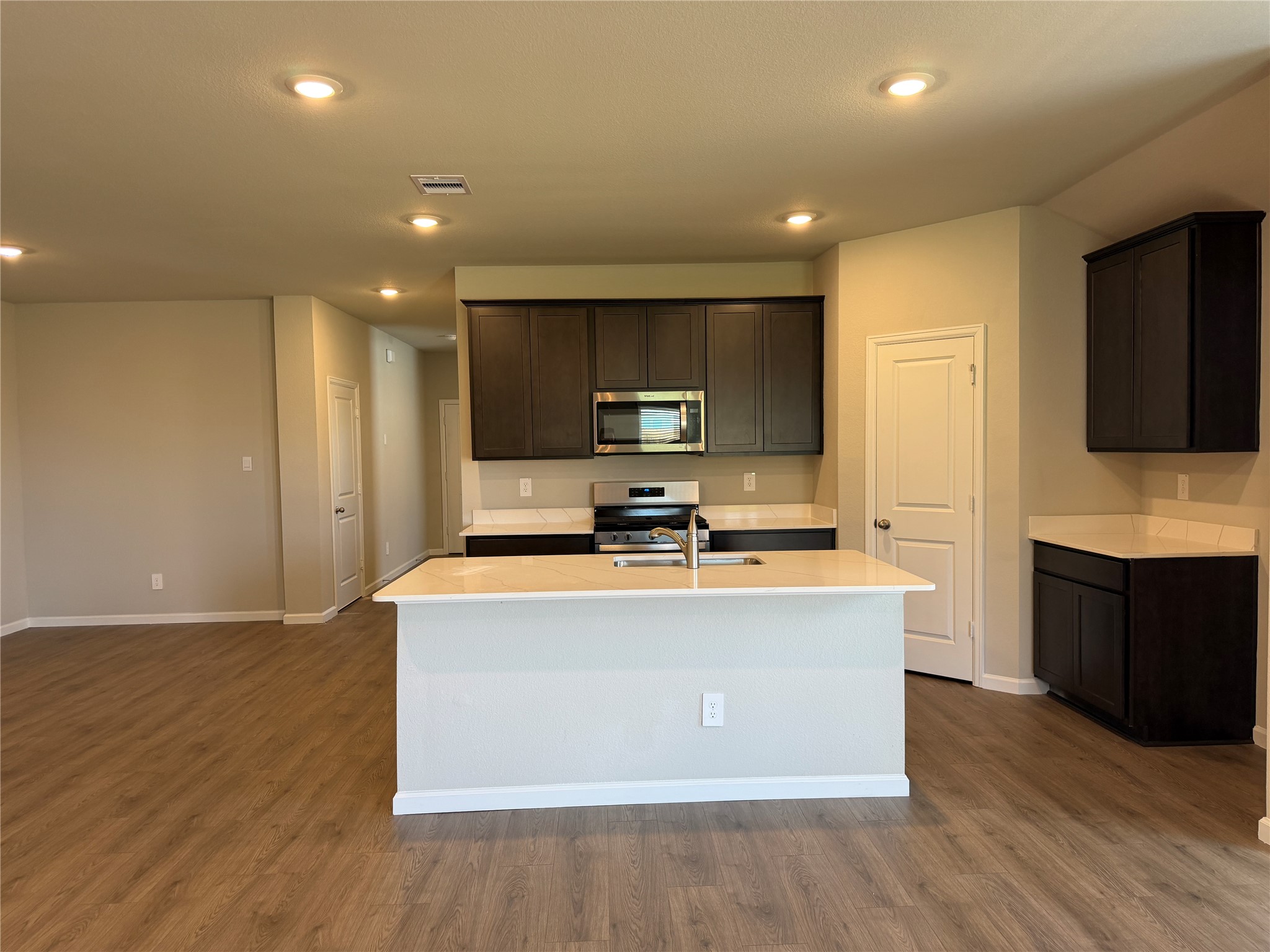 1011 Legrand Street Property Photo 2