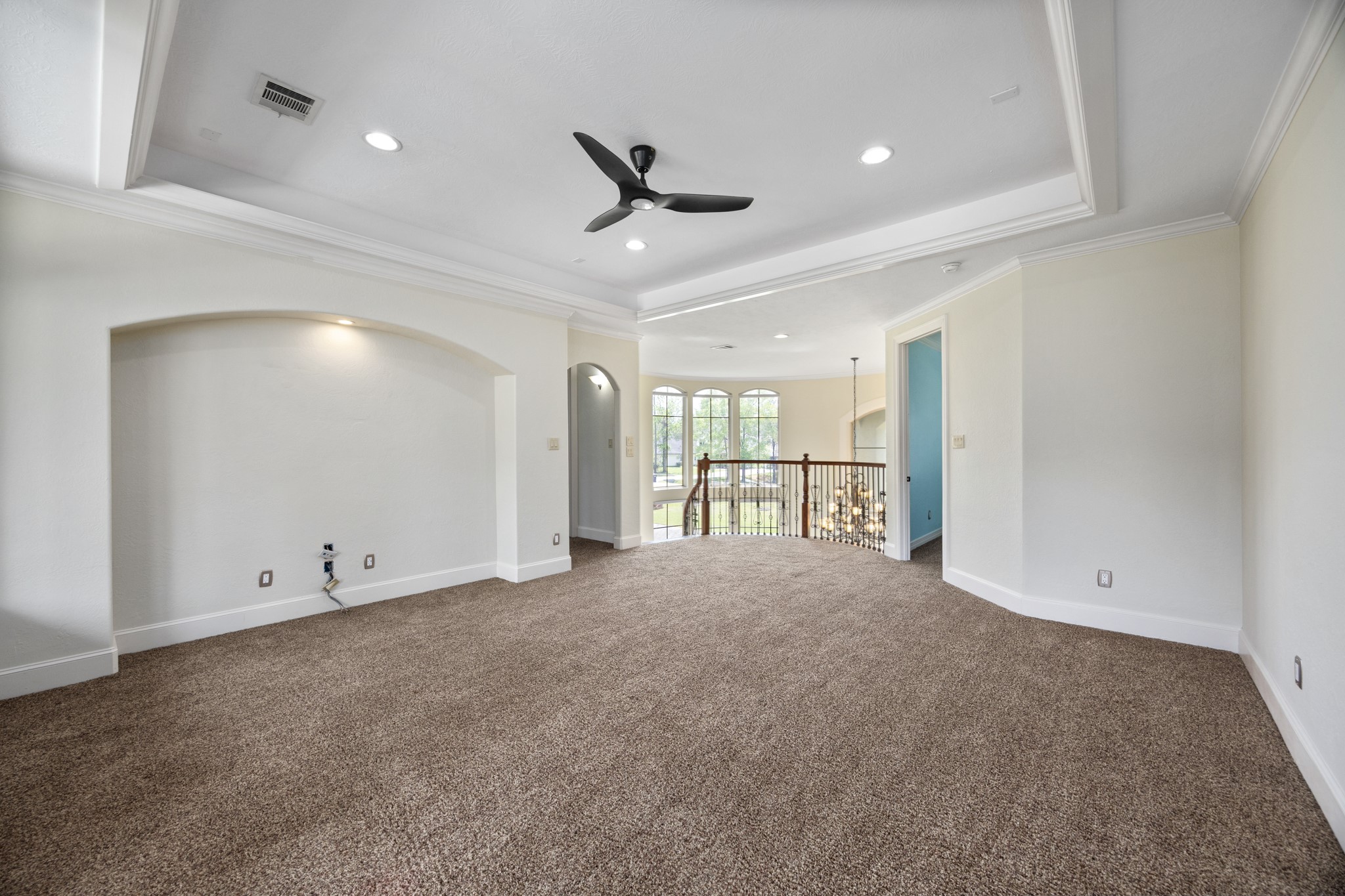 4447 Chateau Creek Way Property Photo 27