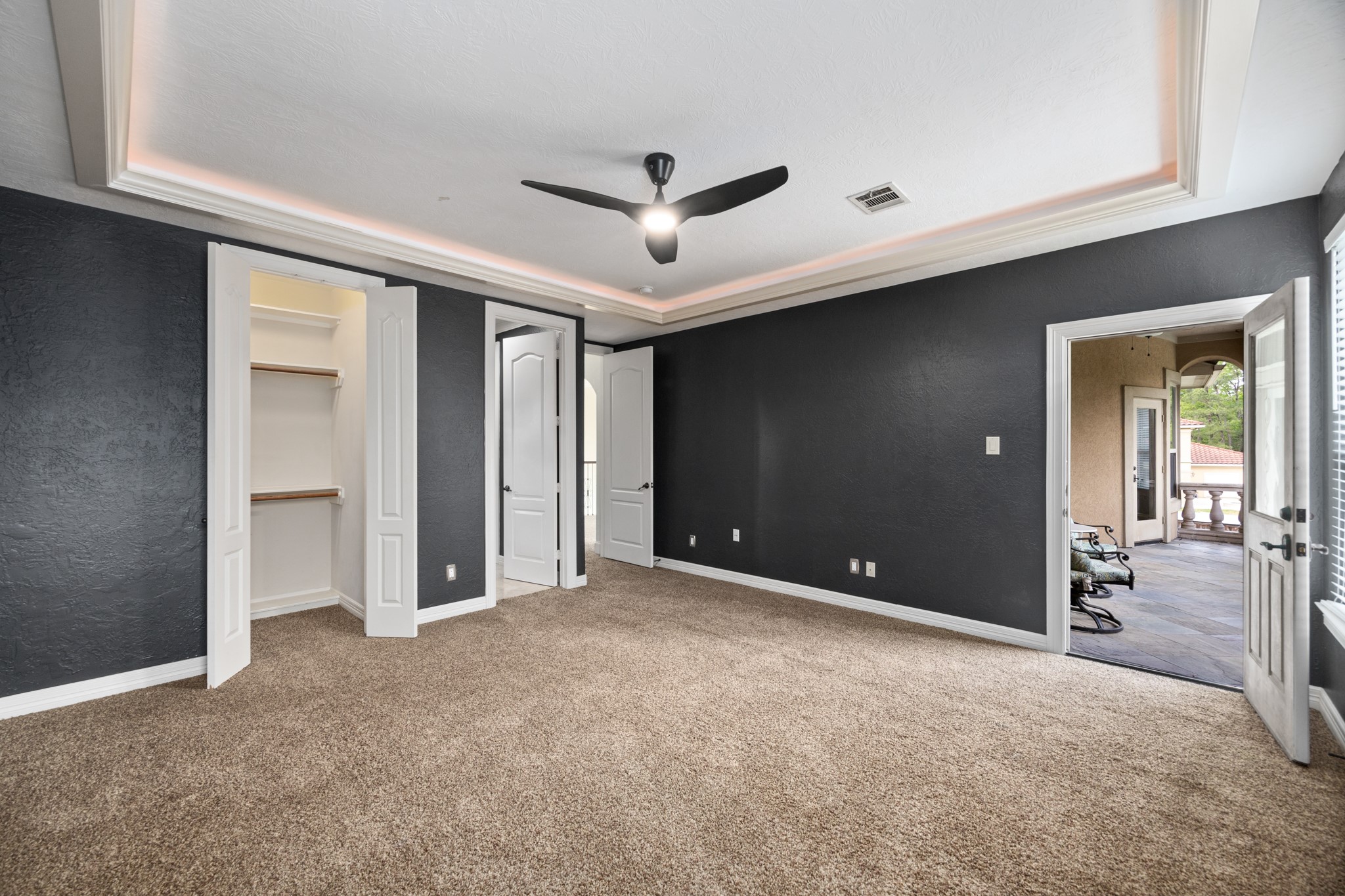 4447 Chateau Creek Way Property Photo 28
