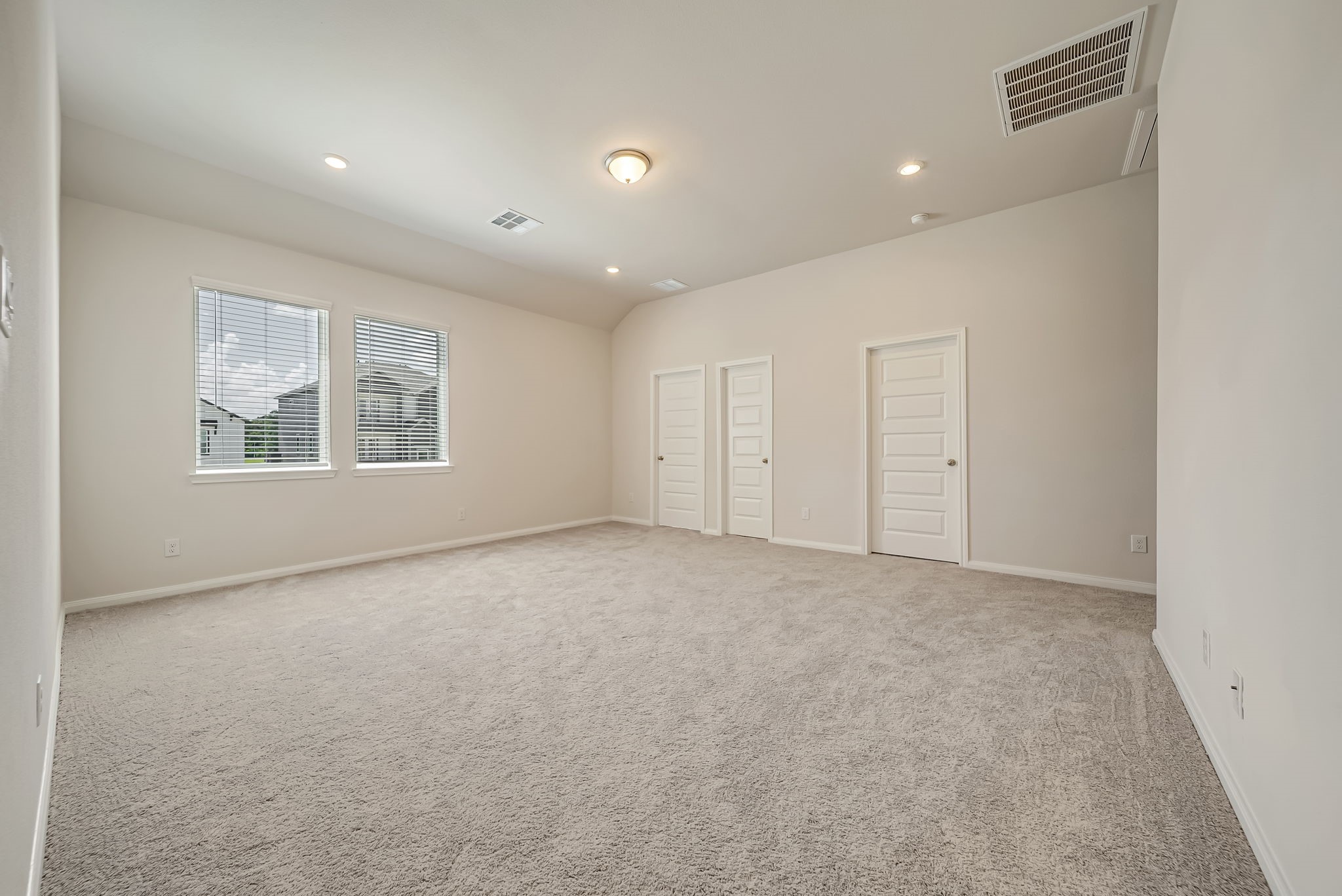 20642 Dynamic Court Property Photo 7