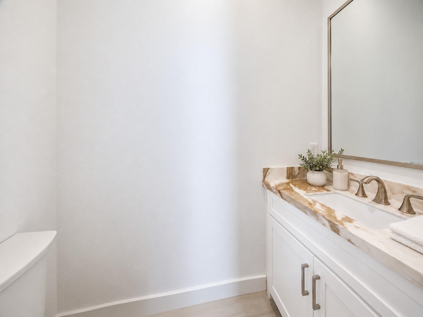 5312 Salina Street Property Photo 13