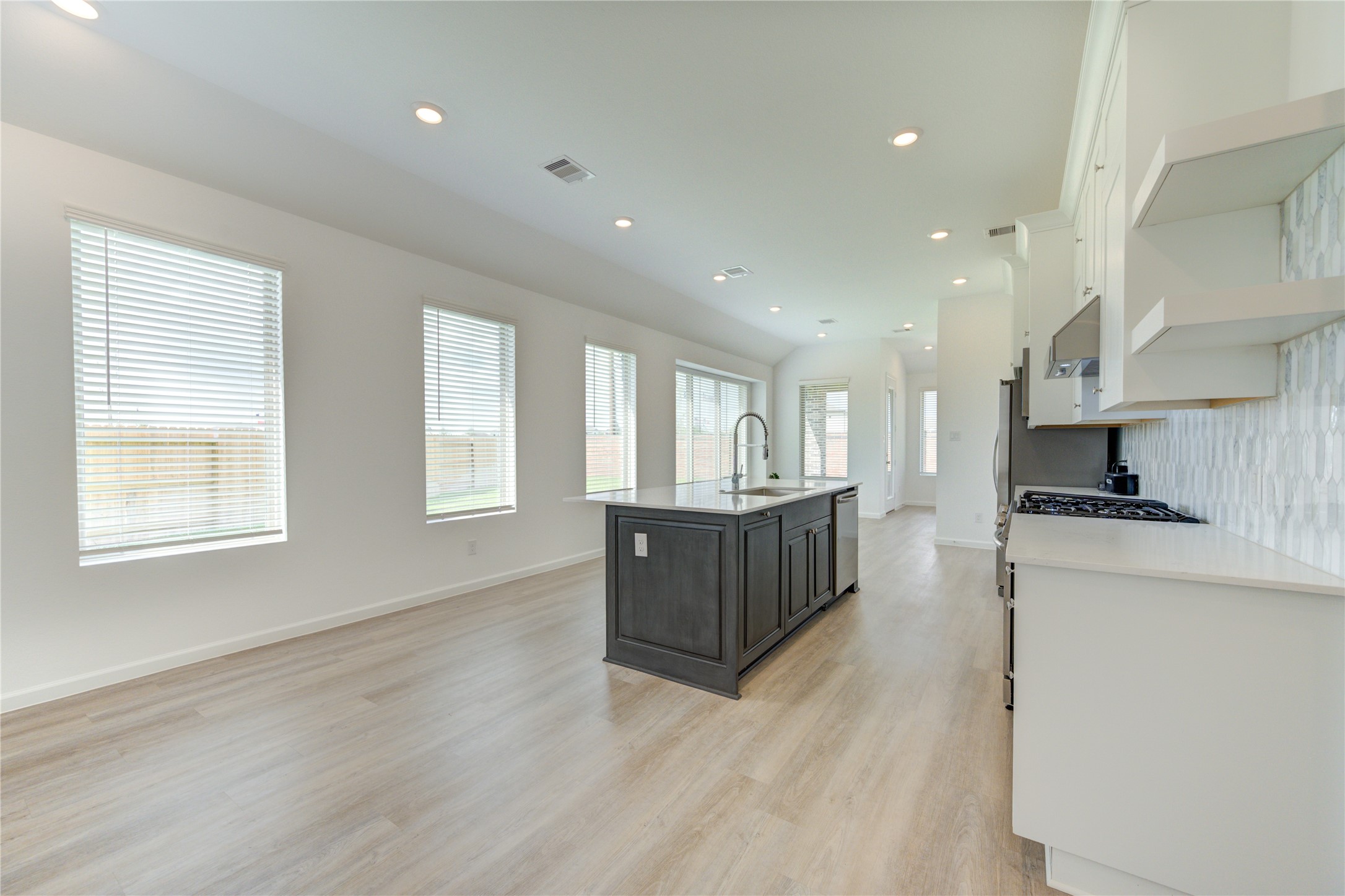 27006 Coco Flower Ln Property Photo 14