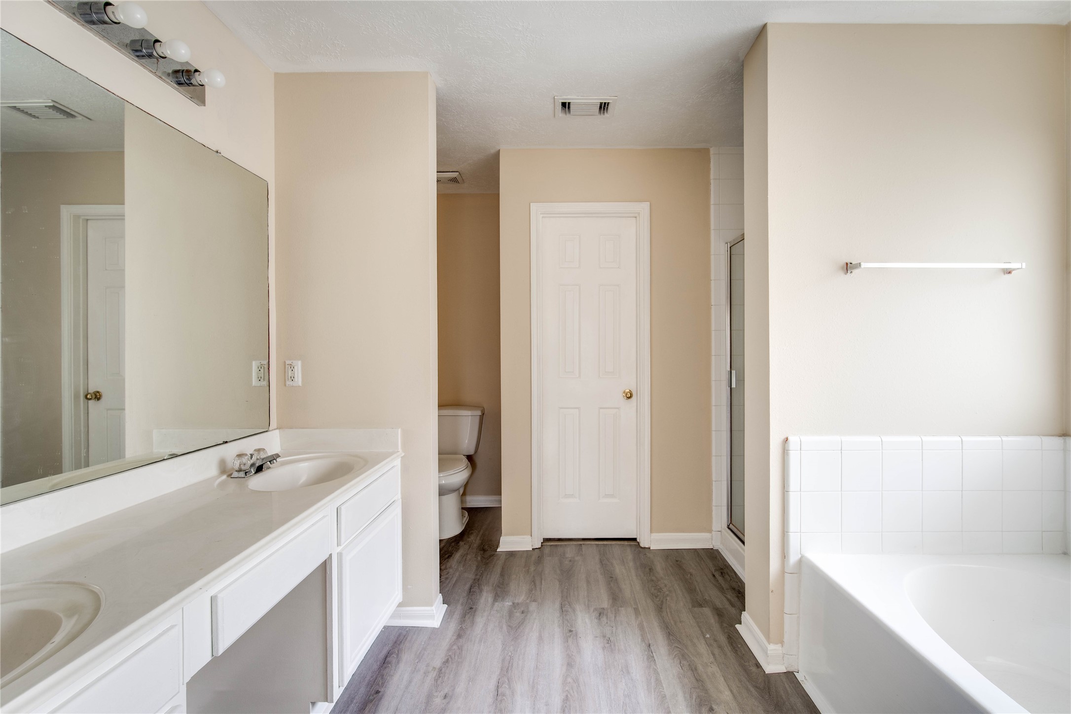 22810 W Waterlake Drive Property Photo 28