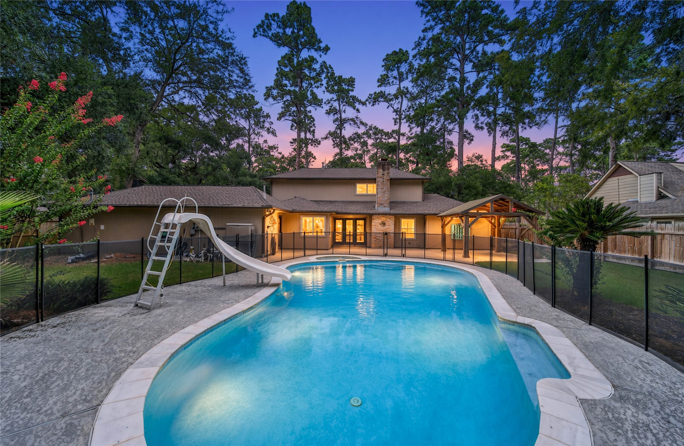 6407 Craigway Road Property Photo 2
