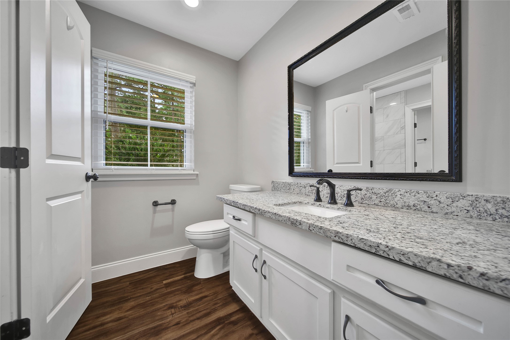 6407 Craigway Road Property Photo 24