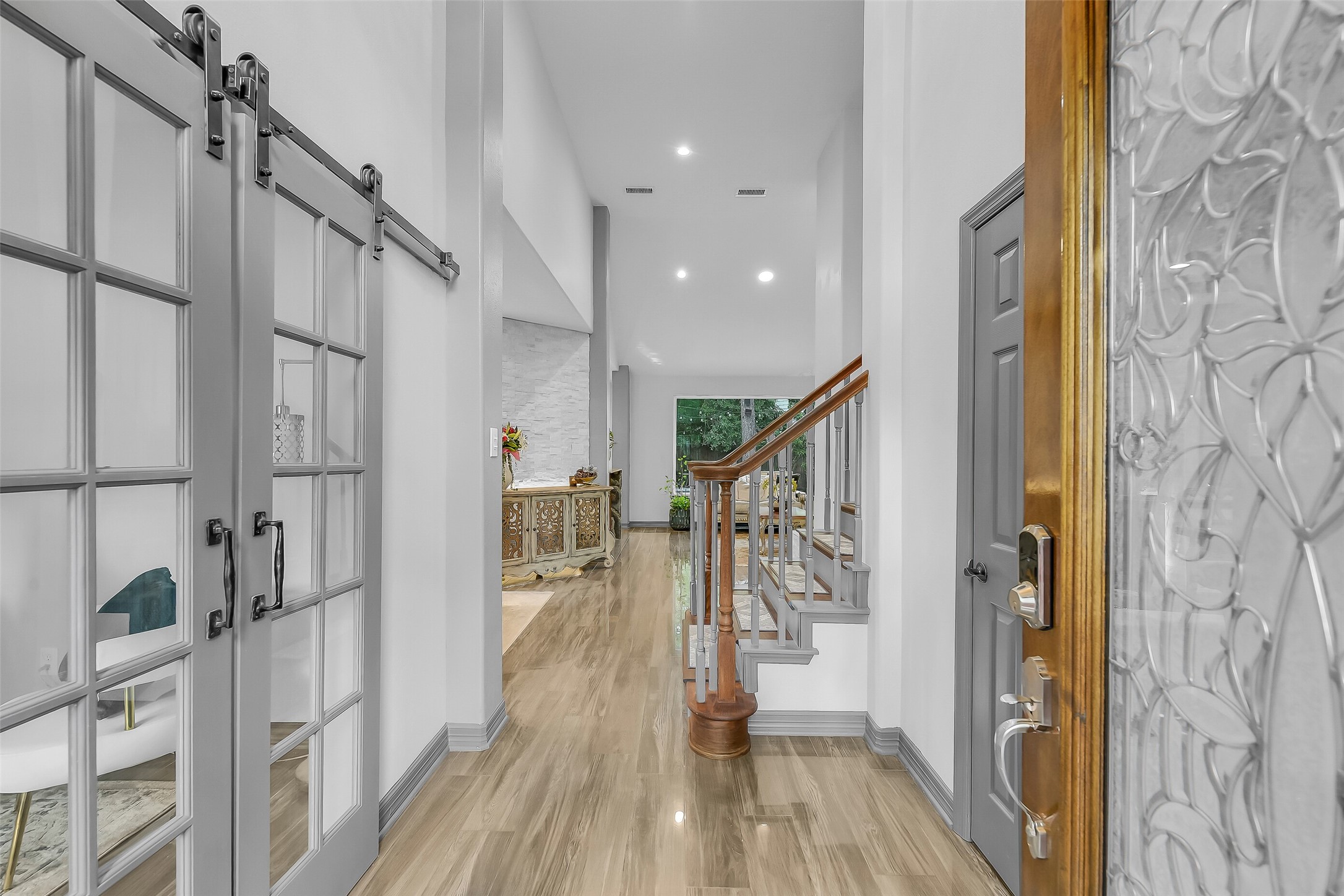 130 S Millport Circle Property Photo 3