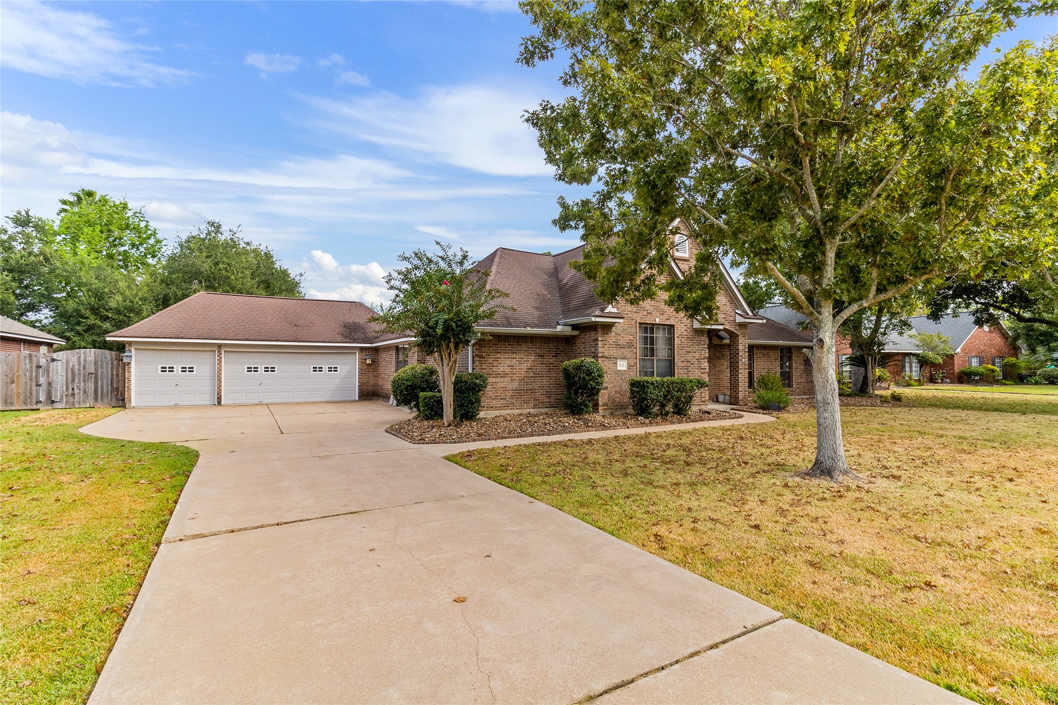 55 Silver Lace Court