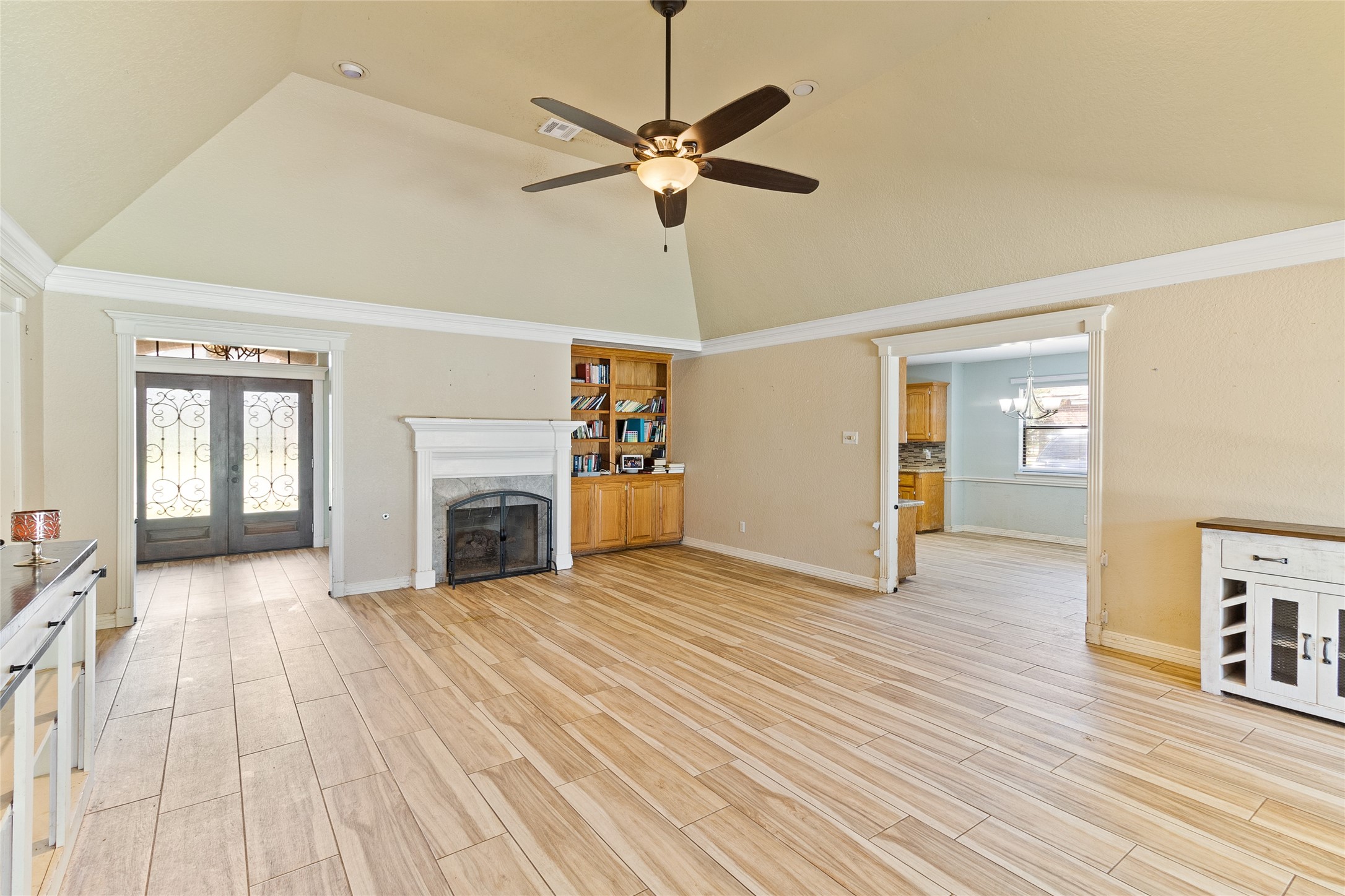 55 Silver Lace Court Property Photo 6