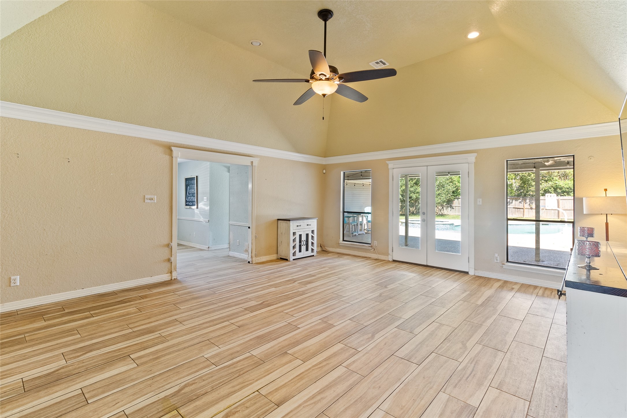 55 Silver Lace Court Property Photo 8