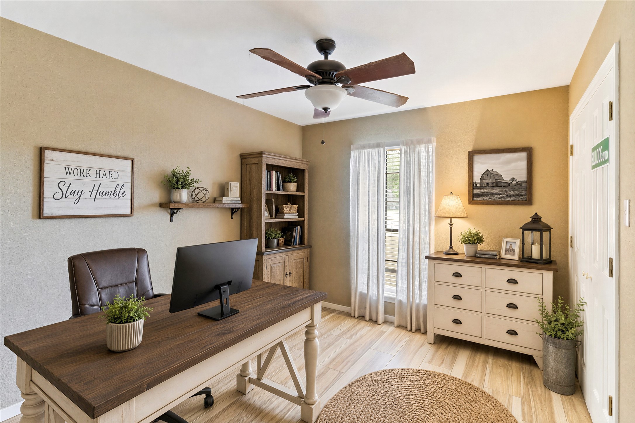 55 Silver Lace Court Property Photo 25