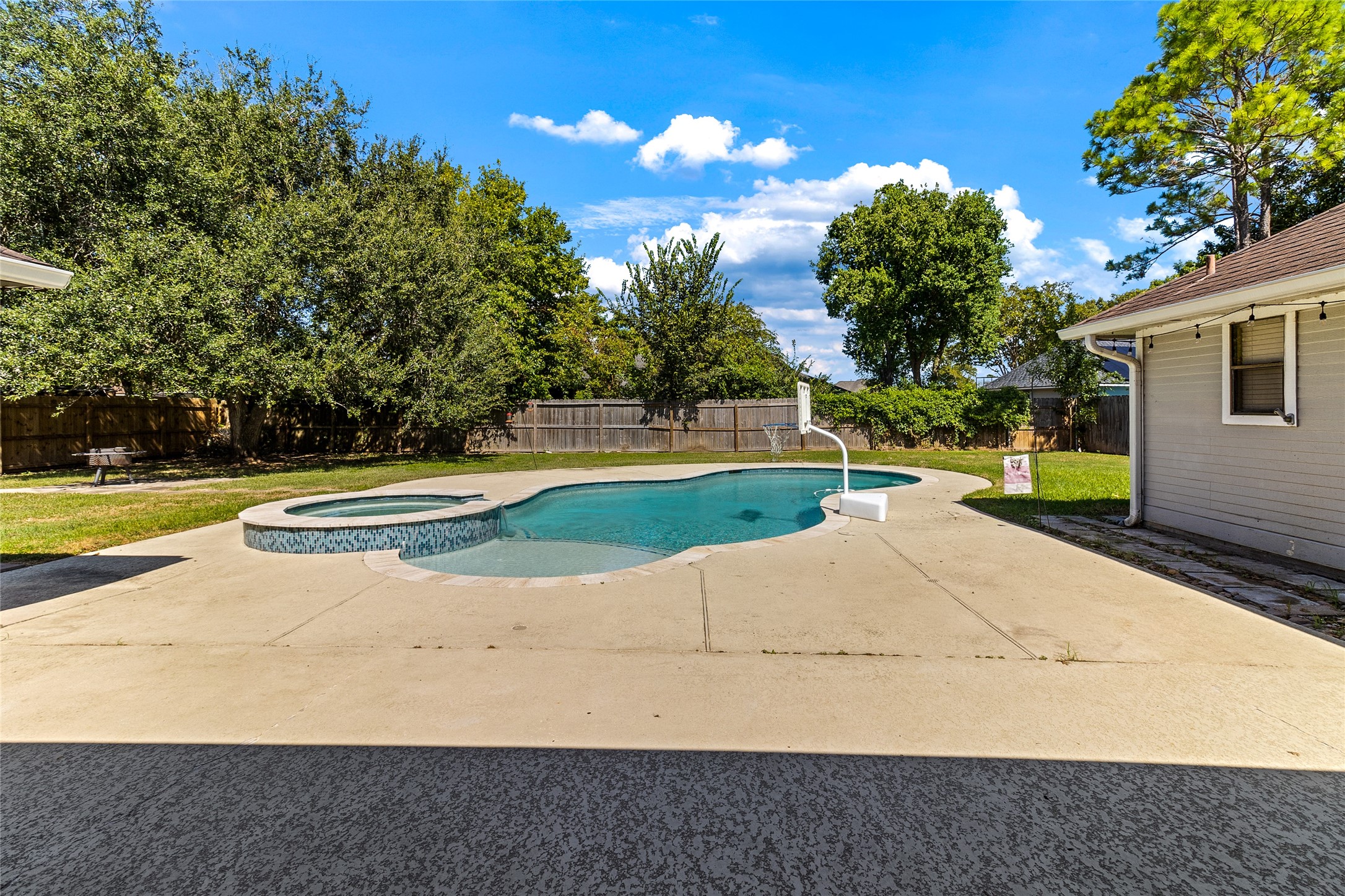 55 Silver Lace Court Property Photo 30