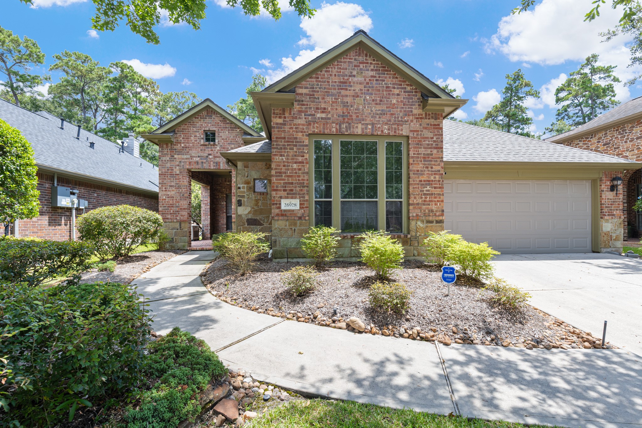 26928 Merlot River Drive Property Photo 3