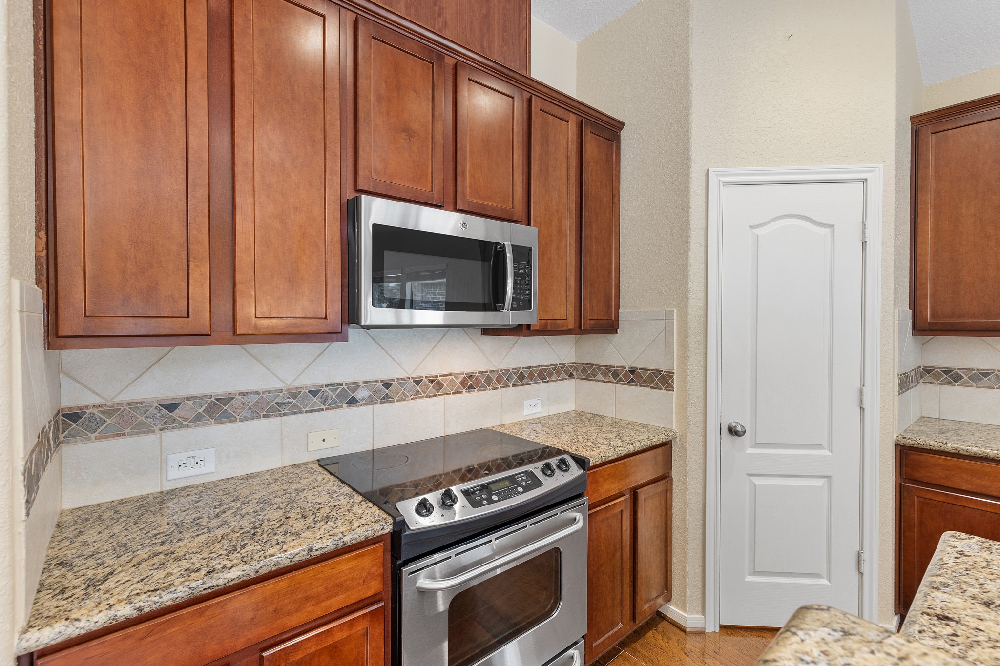 26928 Merlot River Drive Property Photo 12