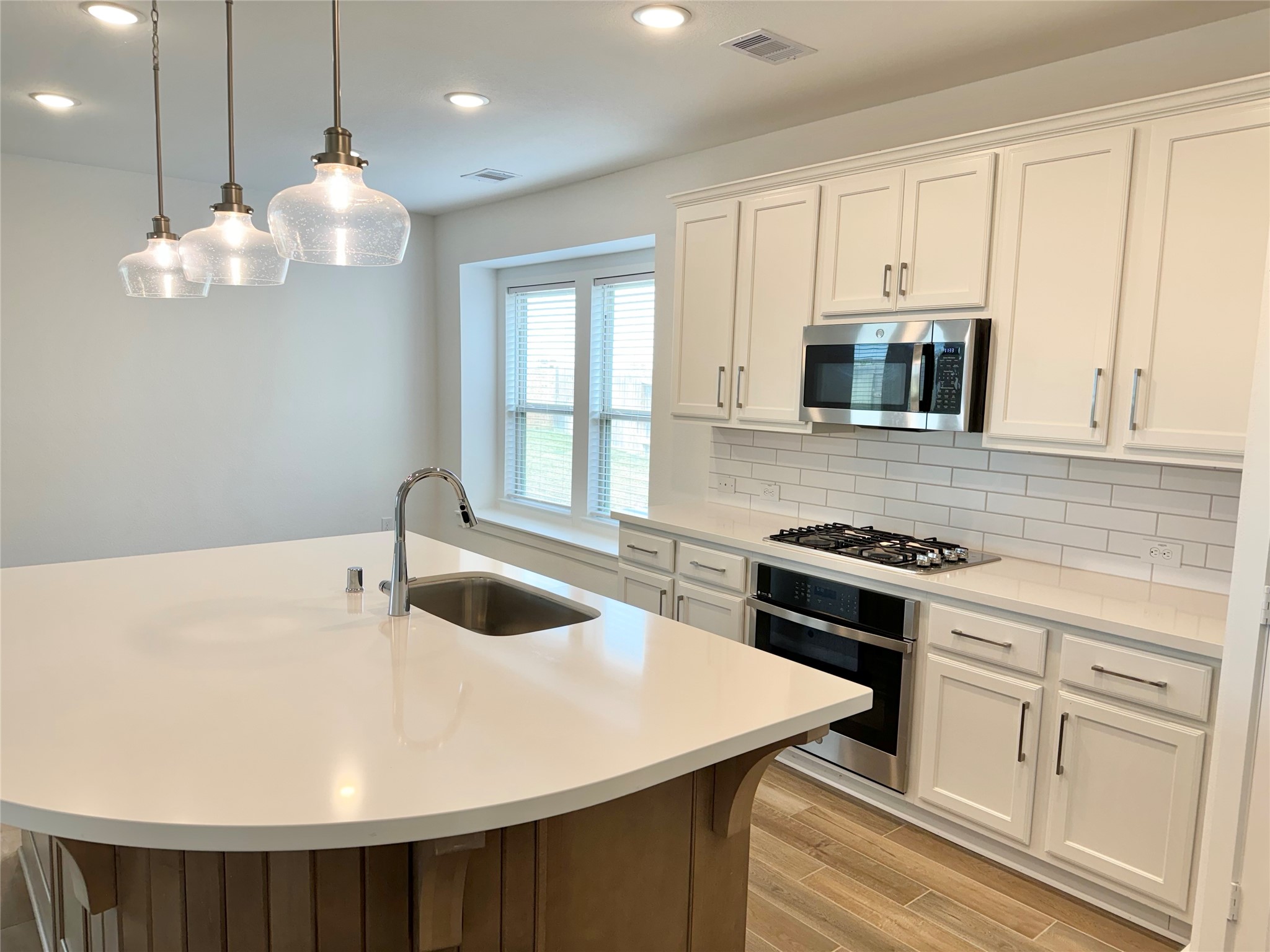 13125 Cobalt Cove Court Property Photo 3