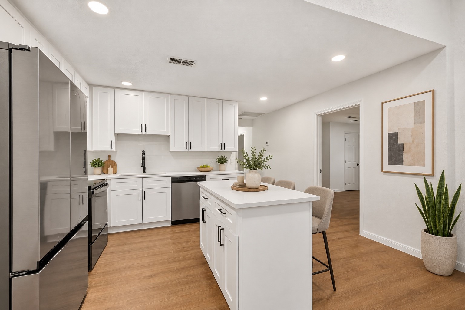 16718 Charleston Drive Property Photo 12