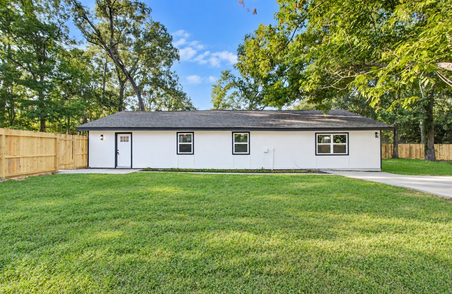 16718 Charleston Drive Property Photo 35