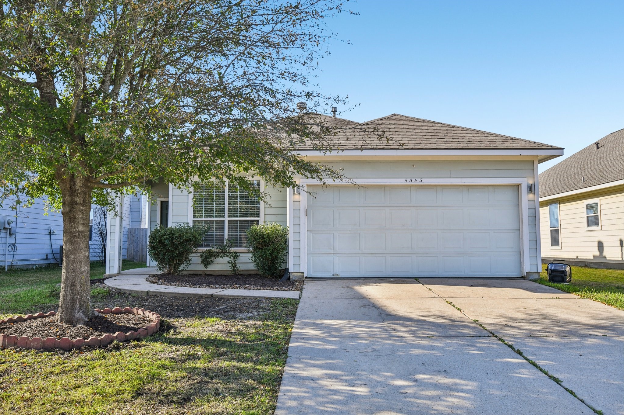 4343 S Vineyard Mdw Lane Property Photo