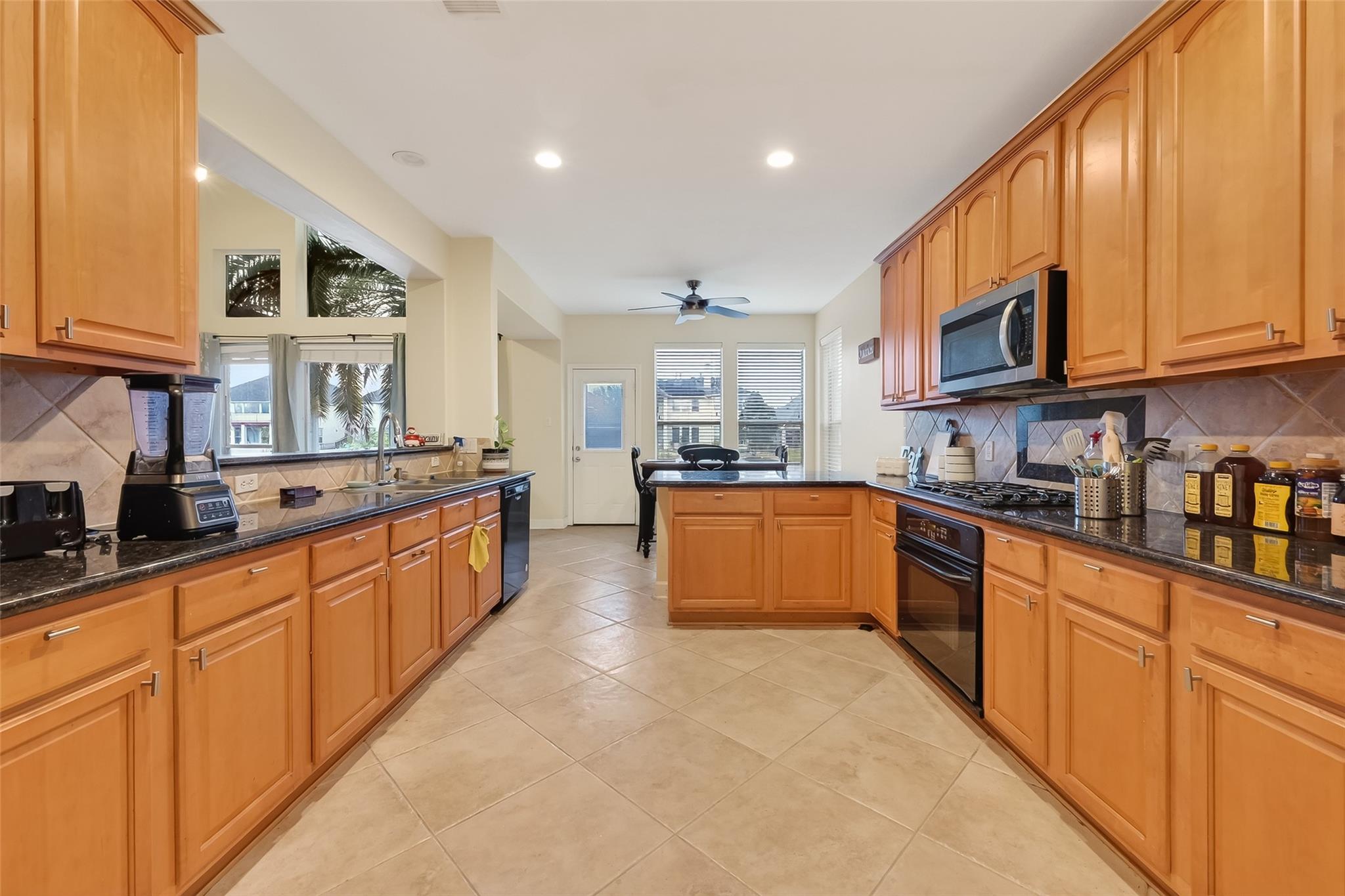 14419 Manorbier Lane, Sugar Land Tx 77498 Property Photo 9