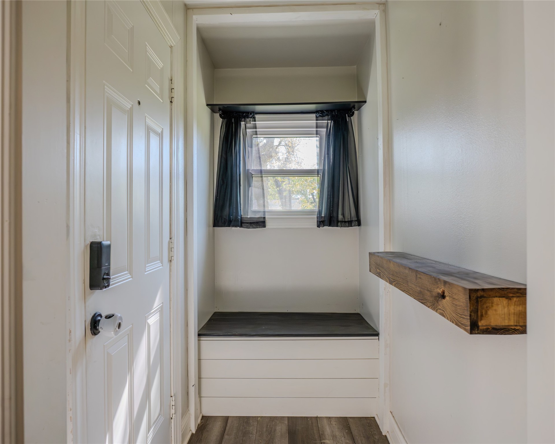 801 Alice Street Property Photo