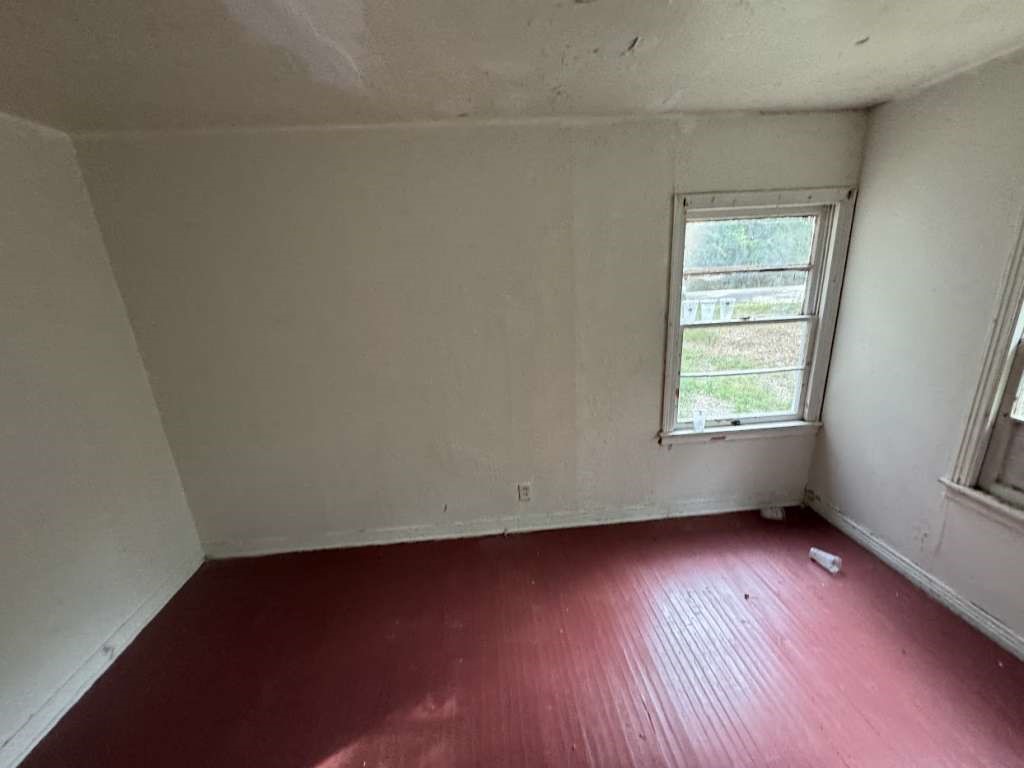 415 2nd Street Property Photo 5