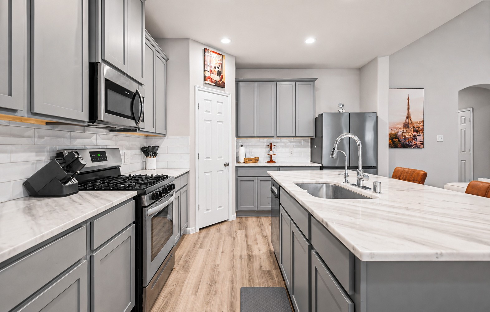 27094 Grey Fox Run Property Photo 19