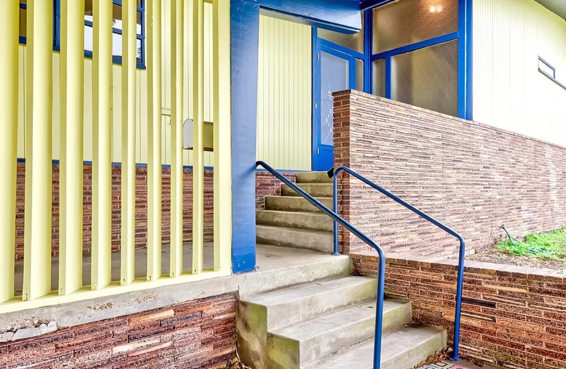 4600 Lakeshore Drive Property Photo 8