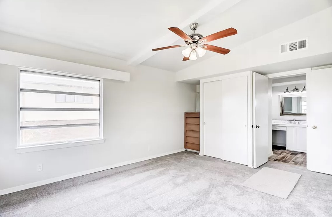 4600 Lakeshore Drive Property Photo 23