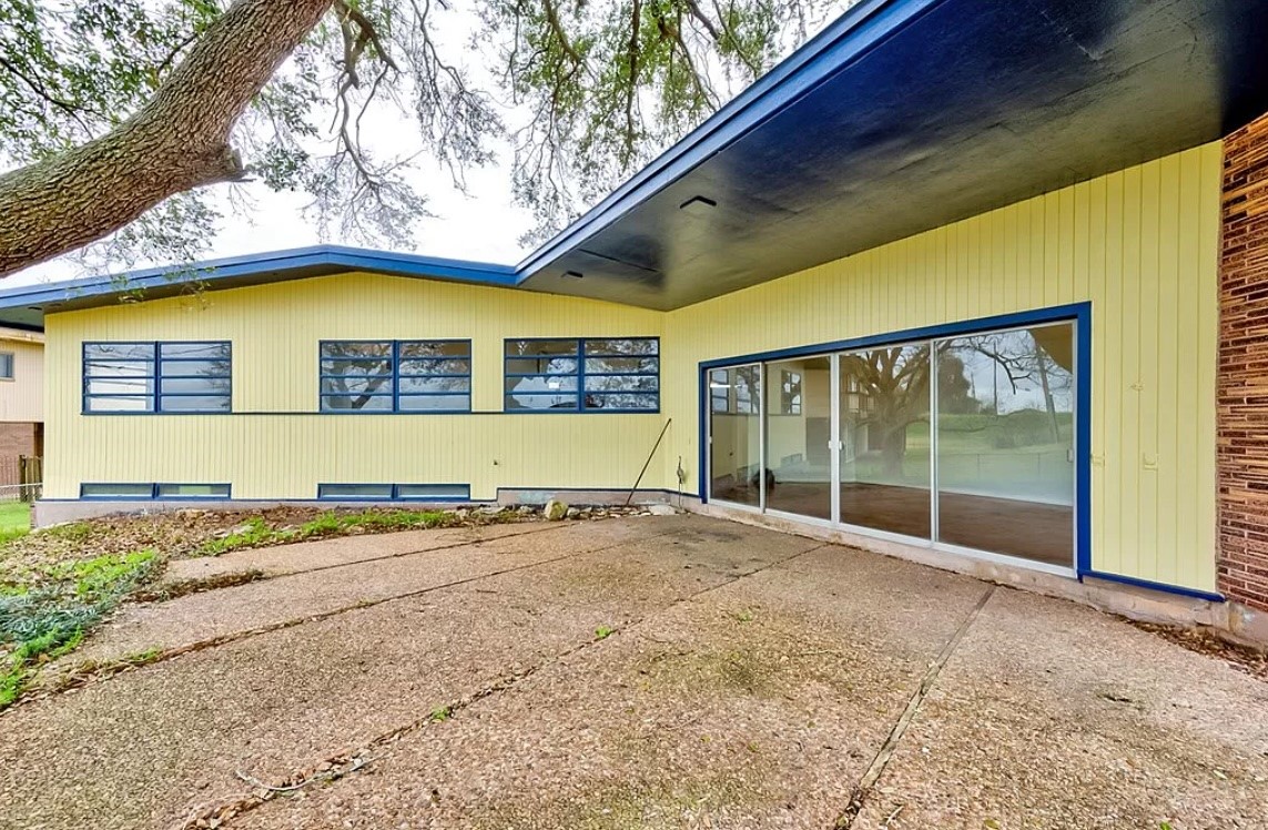 4600 Lakeshore Drive Property Photo 30