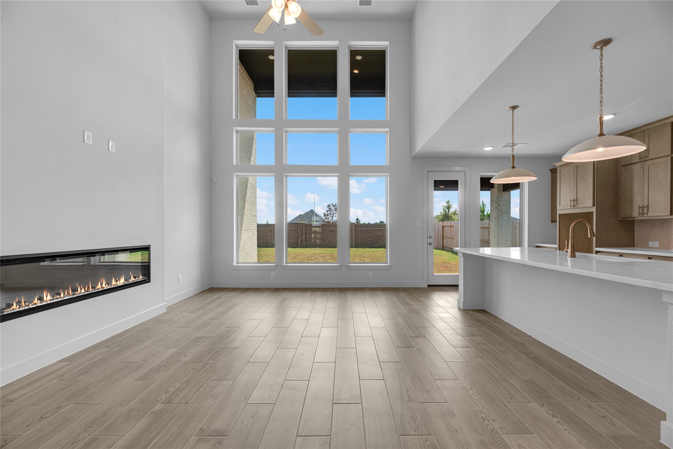 8615 Gleaming Village Way Property Photo 3