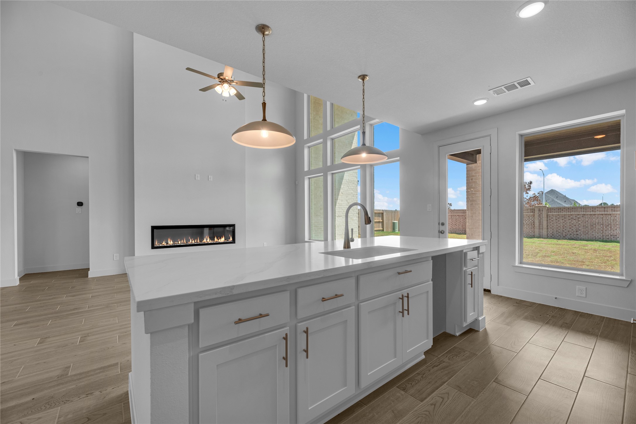 8615 Gleaming Village Way Property Photo 7