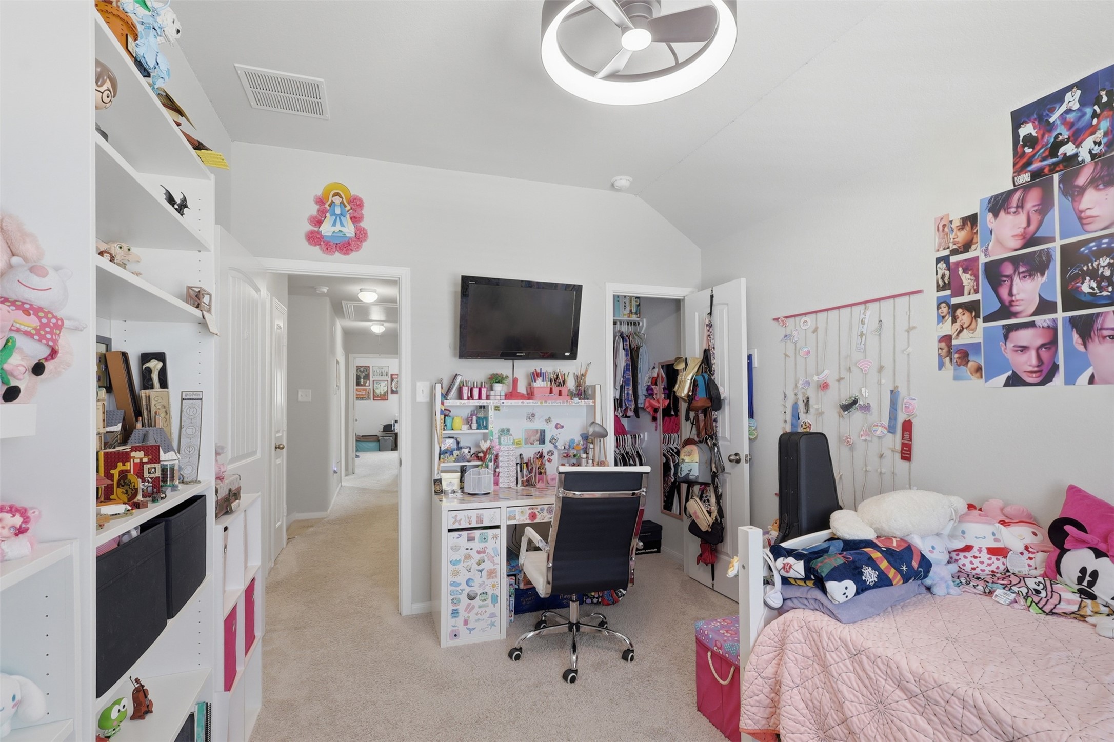 17622 Holroyd Road Property Photo 17
