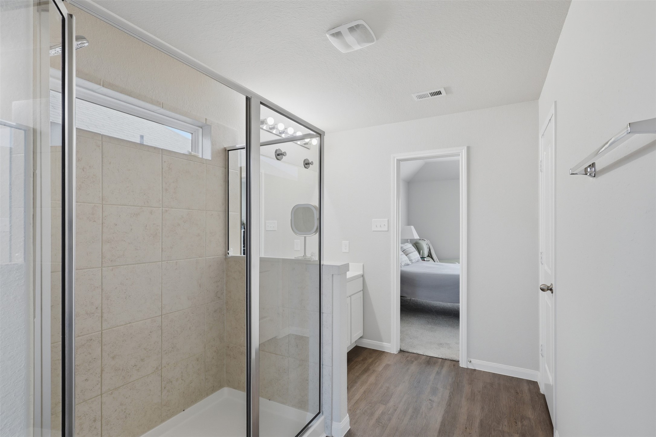 17622 Holroyd Road Property Photo 22