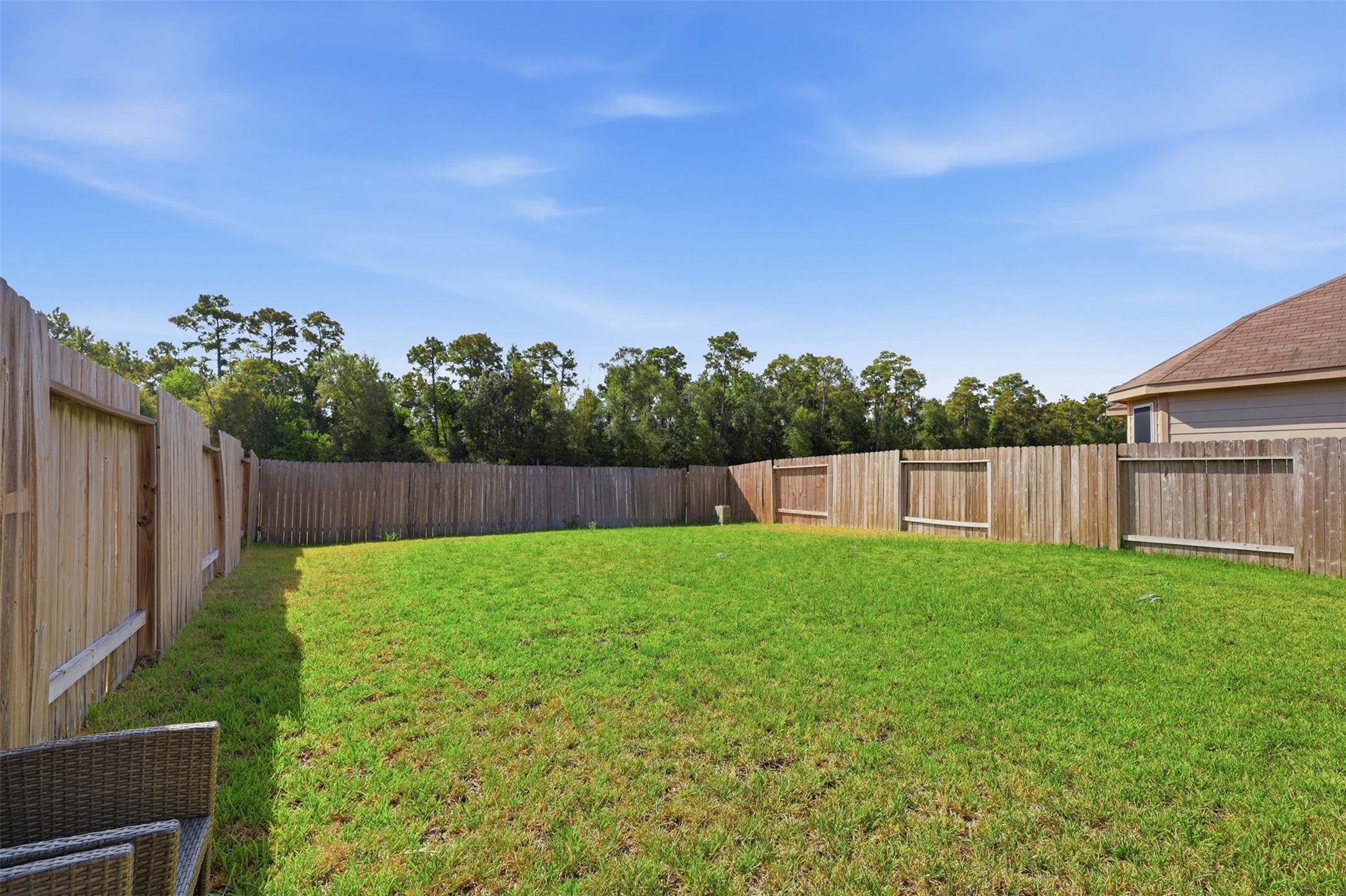 17622 Holroyd Road Property Photo 26