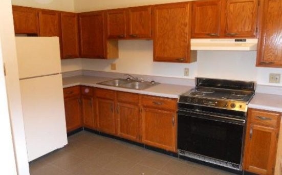 385 E Bernard Rd Property Photo 6