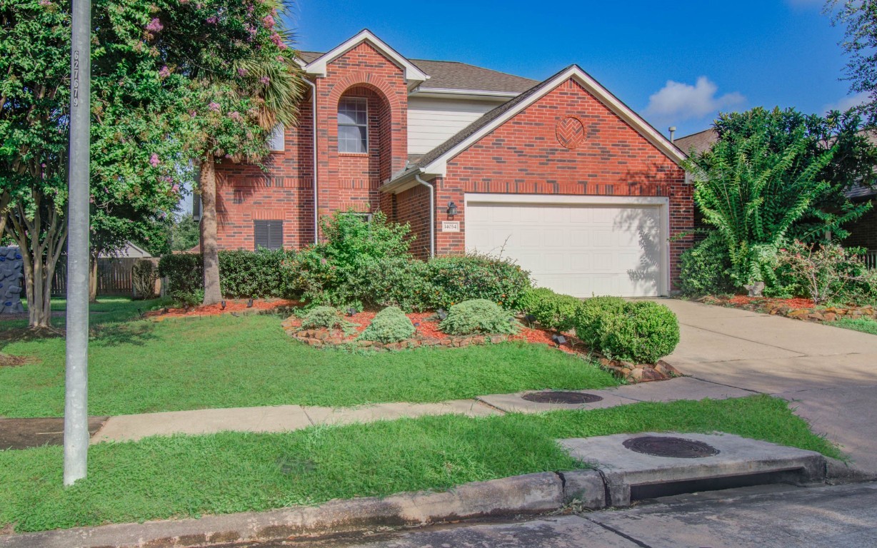 14034 Chelseahurst Lane Property Photo 2