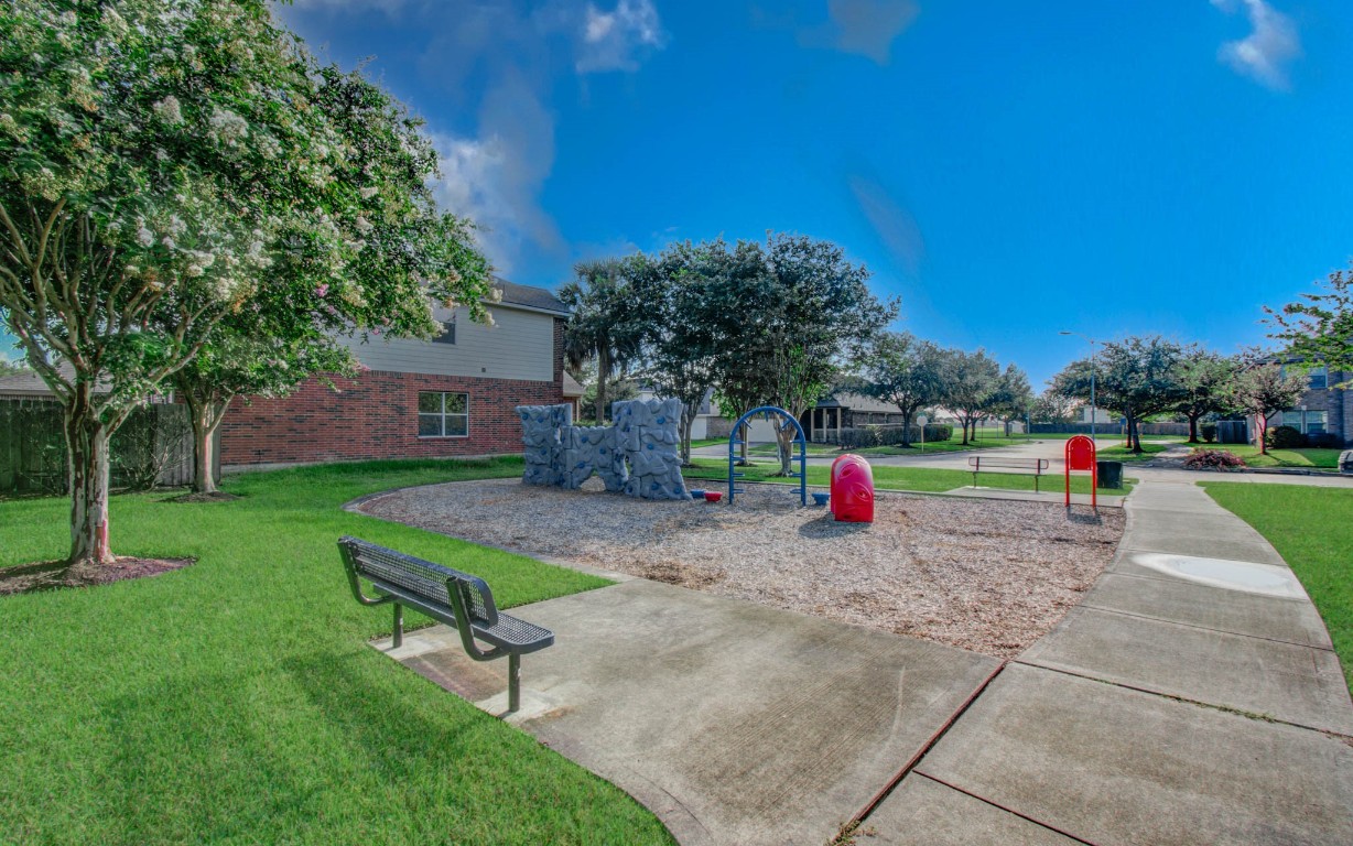 14034 Chelseahurst Lane Property Photo 6