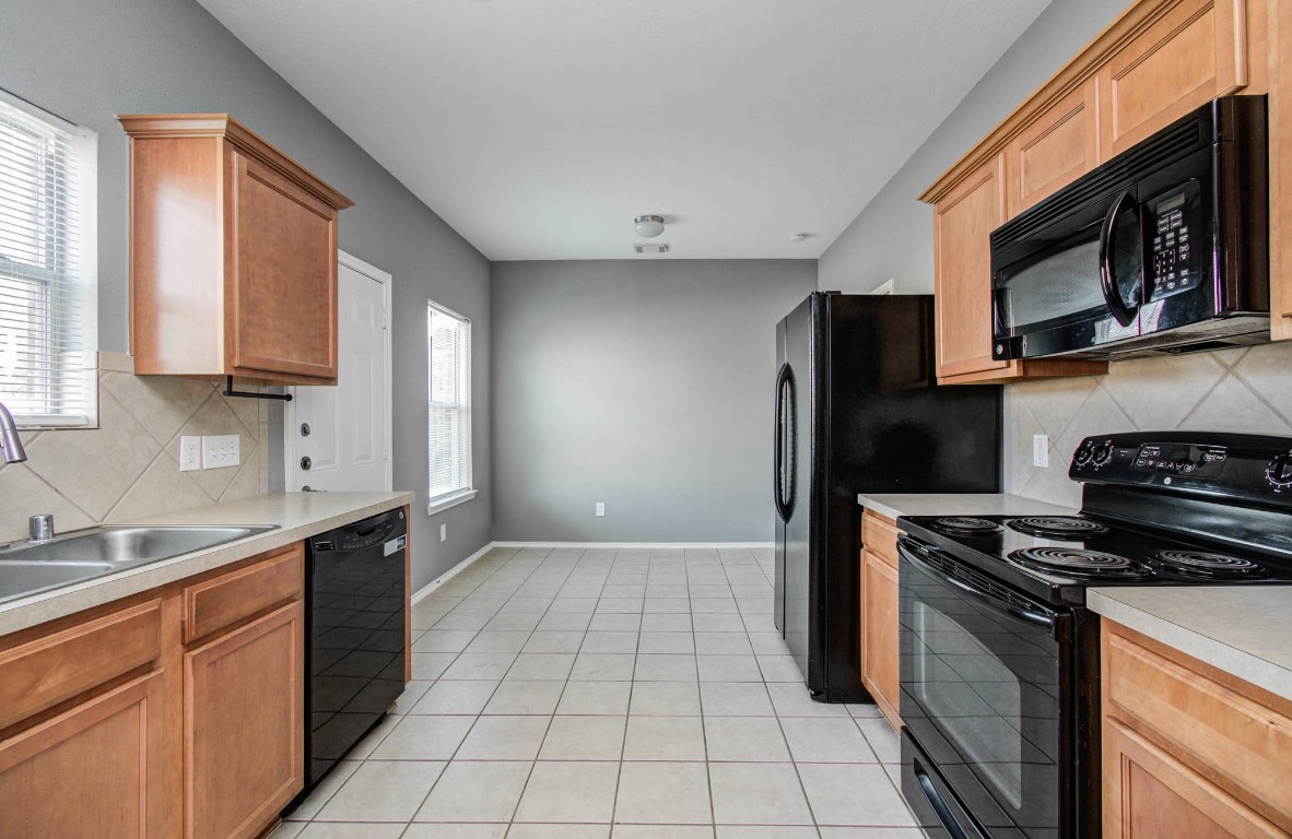 14034 Chelseahurst Lane Property Photo 20