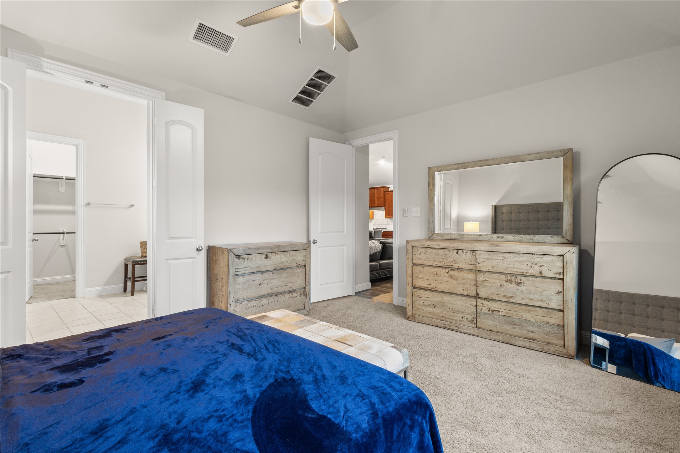 6027 Thief River Falls Drive Property Photo 14